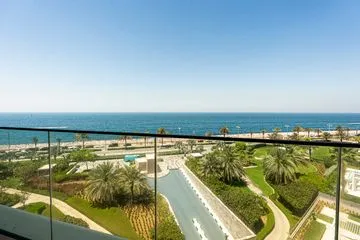 5 Bedroom Apartment For Sale In Palm Jumeirah