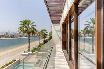 5 Bedroom Villa For Sale In Palm Jumeirah
