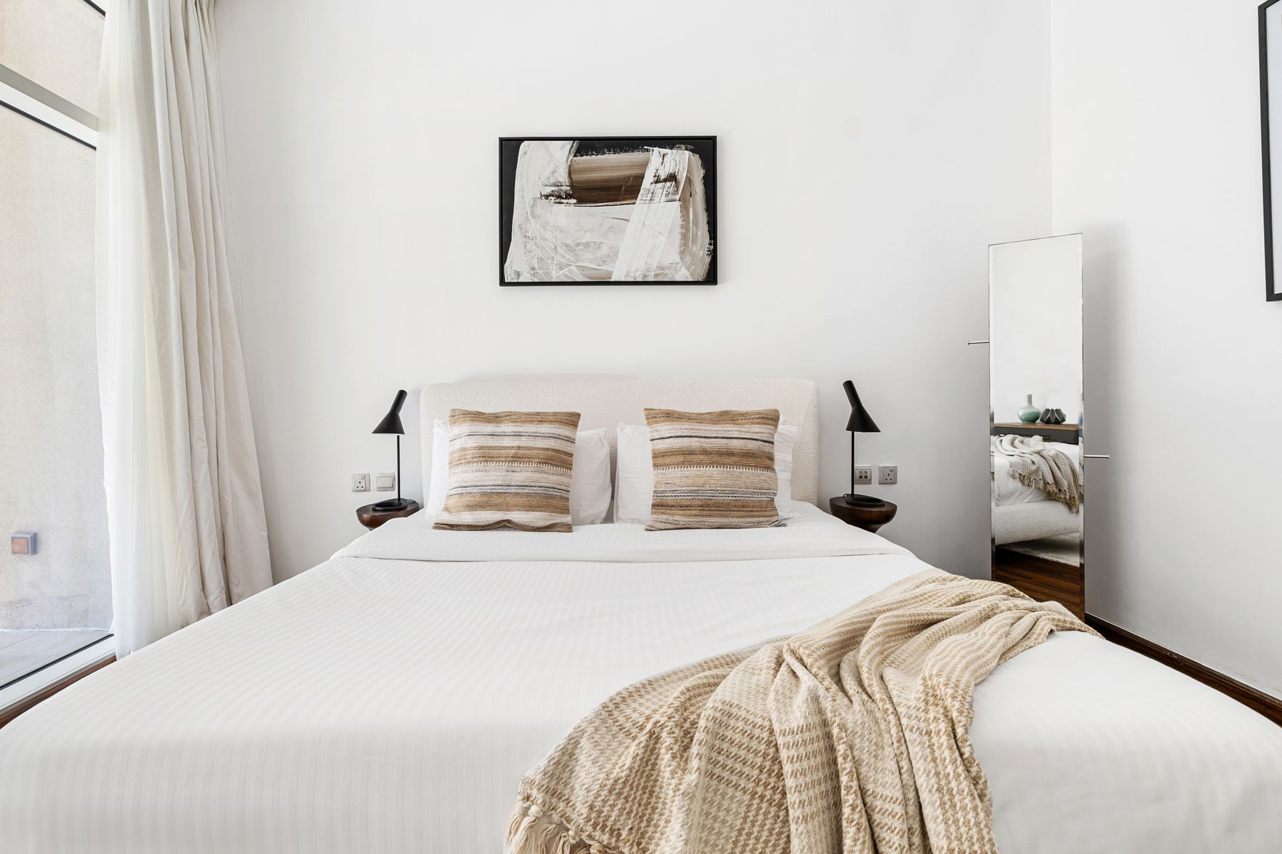 Massive 1 BR Unit prime Location Big Balcony