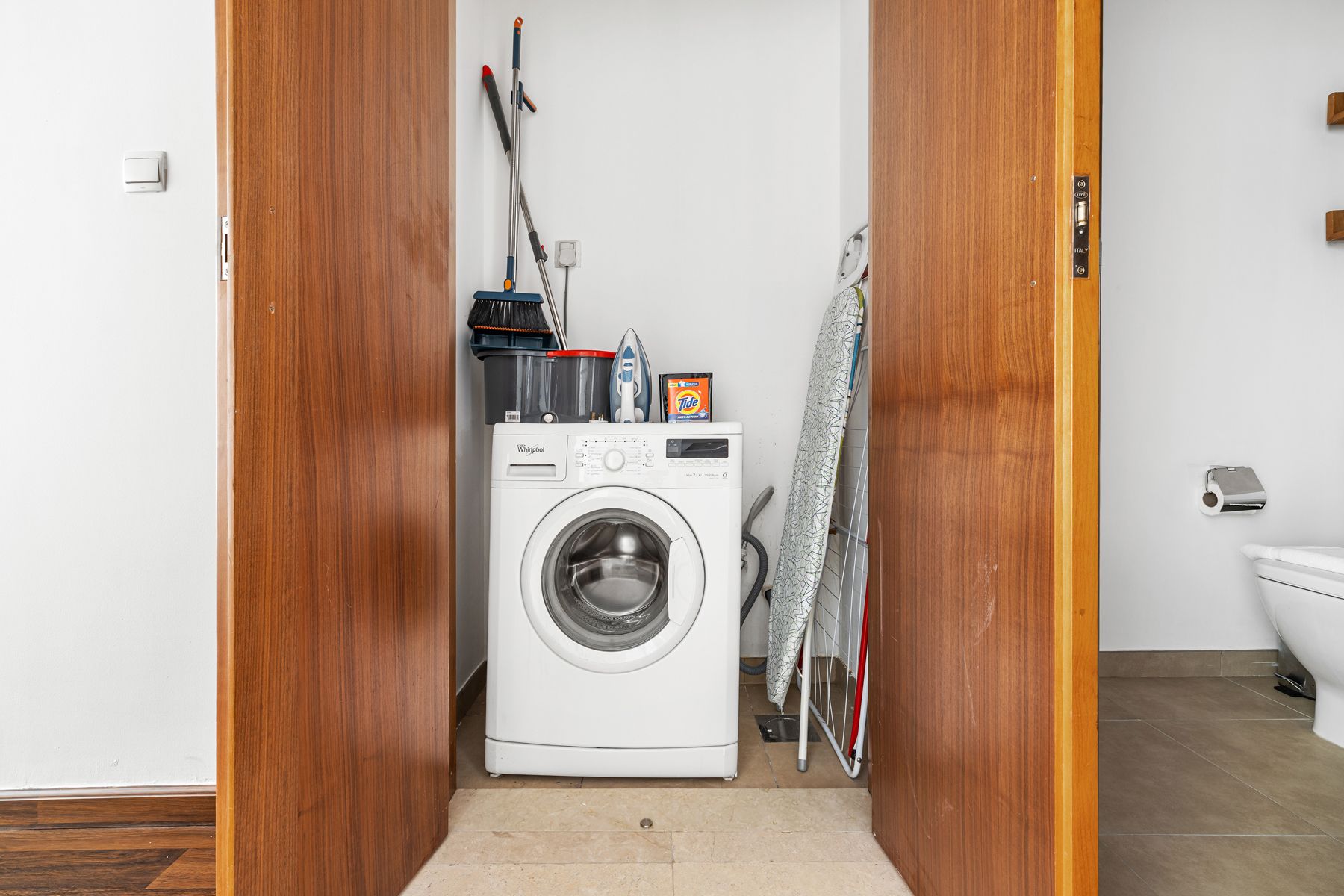 Massive 1 BR Unit prime Location Big Balcony