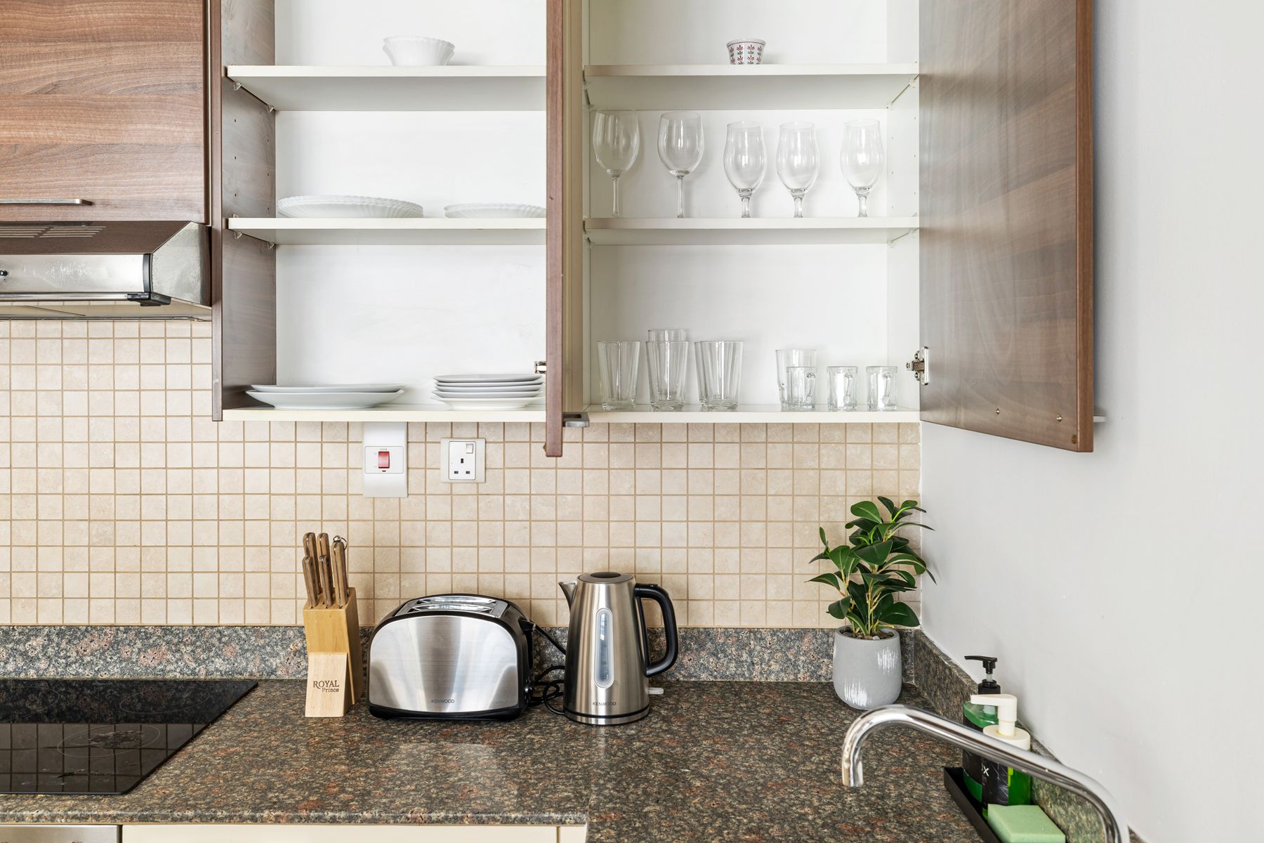 Massive 1 BR Unit prime Location Big Balcony