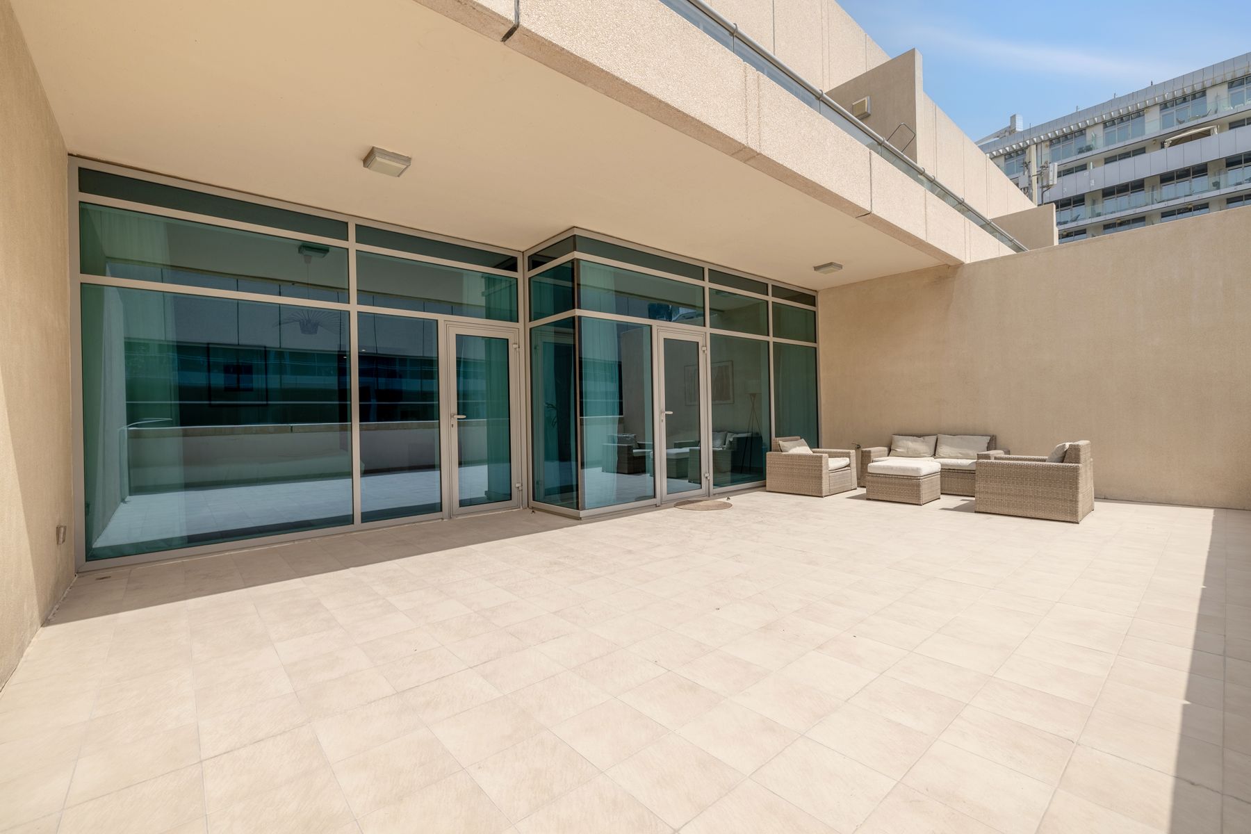 Massive 1 BR Unit prime Location Big Balcony