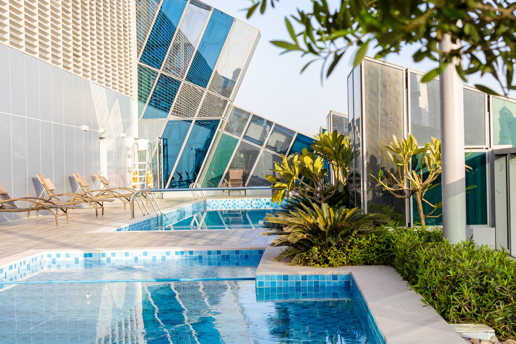 Pristine 1 BR Premium Amenities Flexible Terms