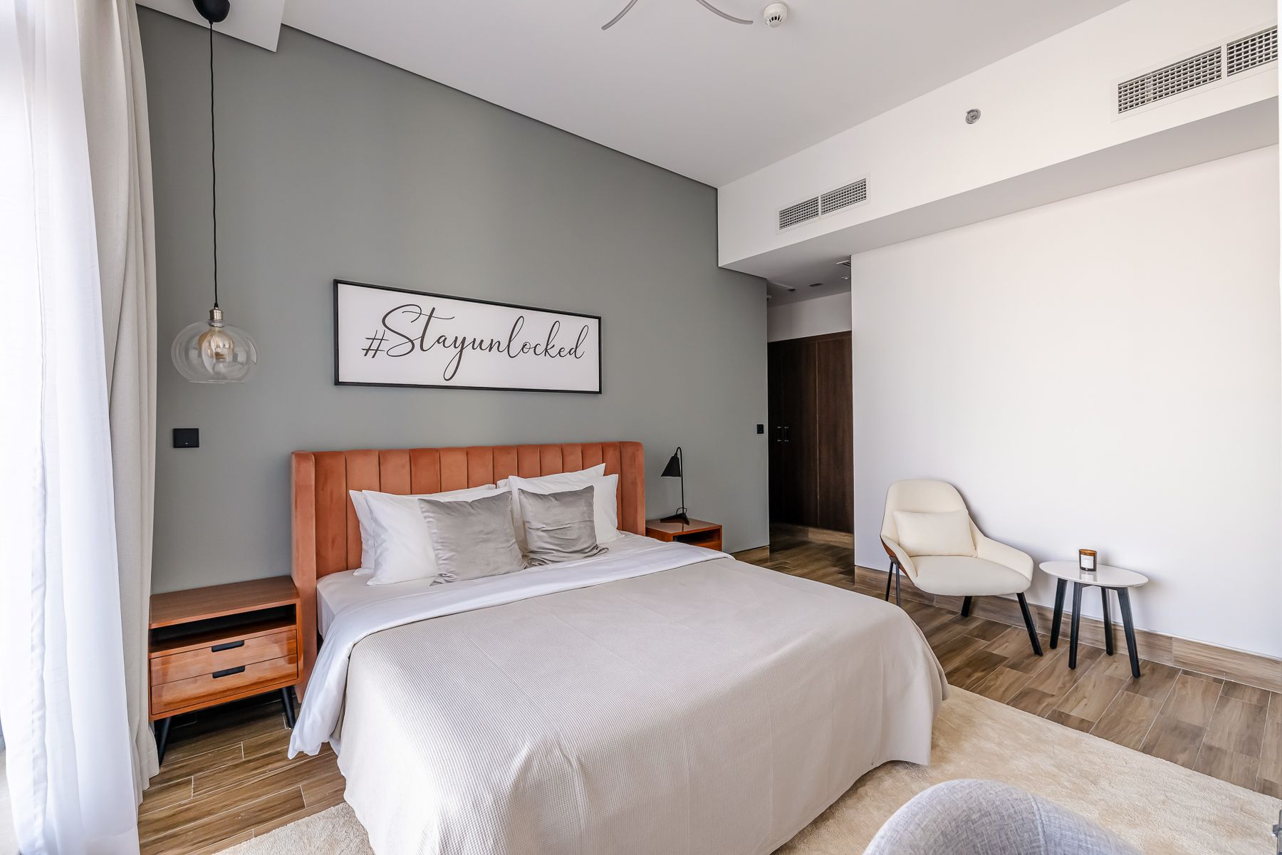 Pristine 1 BR Premium Amenities Flexible Terms