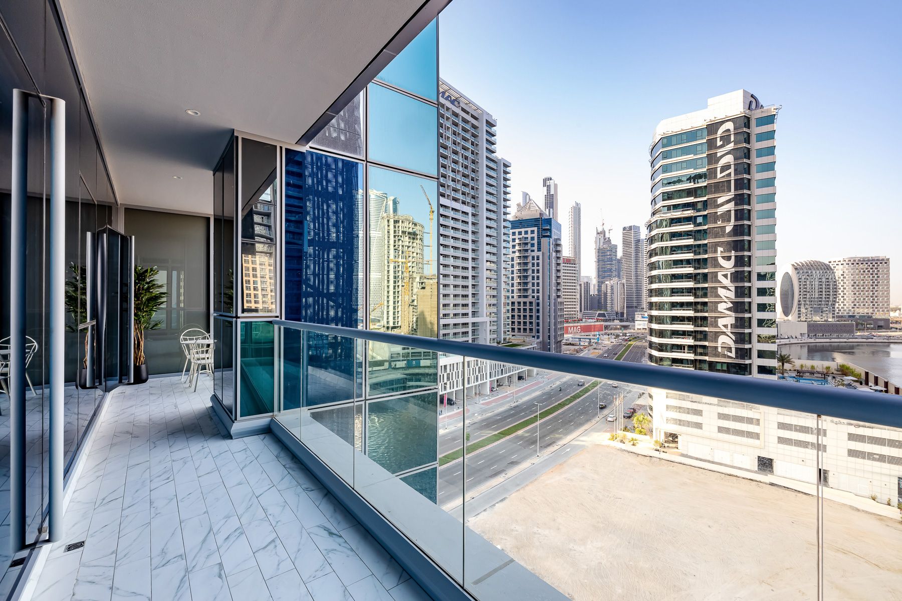 Pristine 1 BR Premium Amenities Flexible Terms