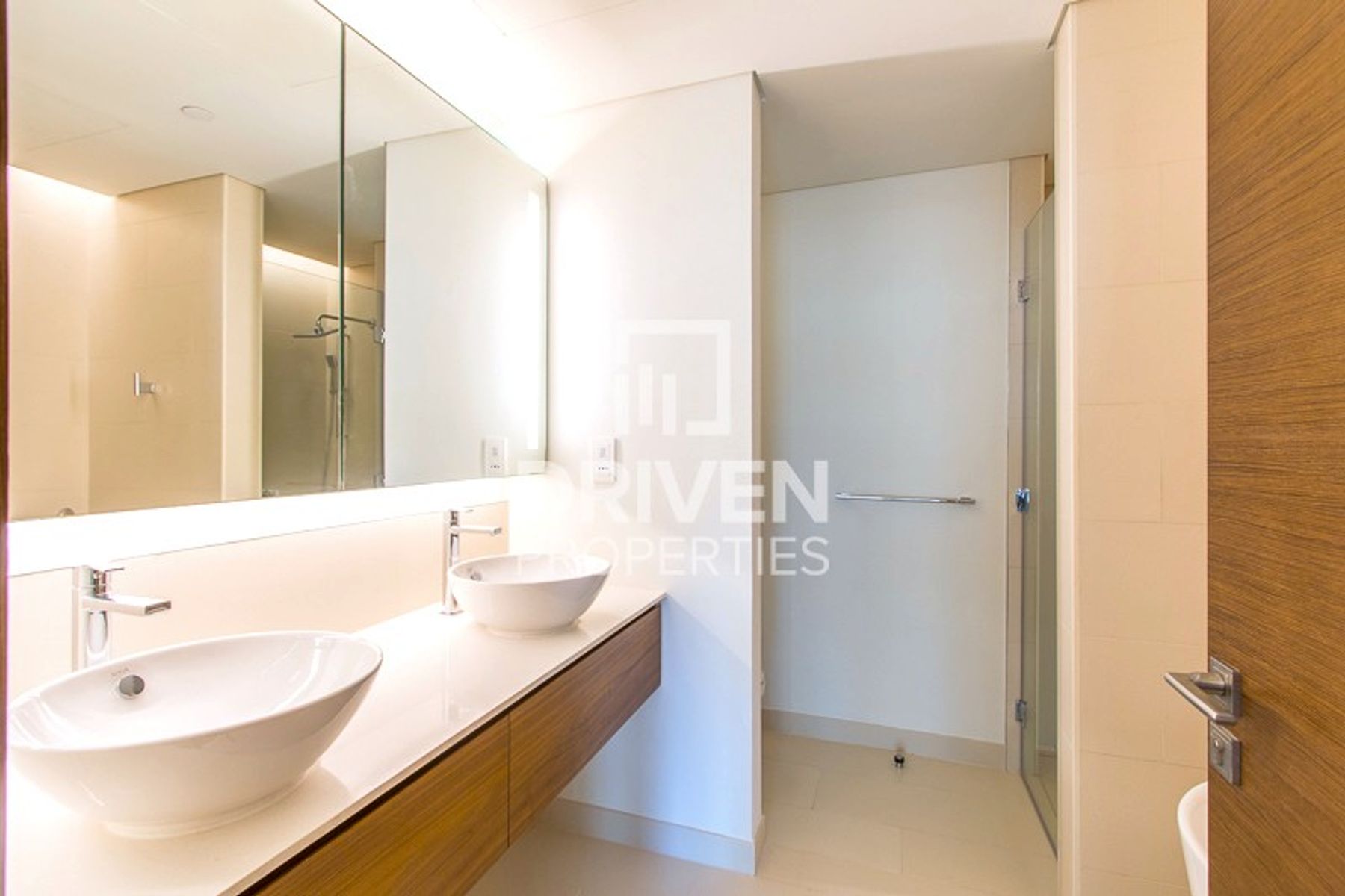 Largest 2 Bed Unit with Pool and Burj View