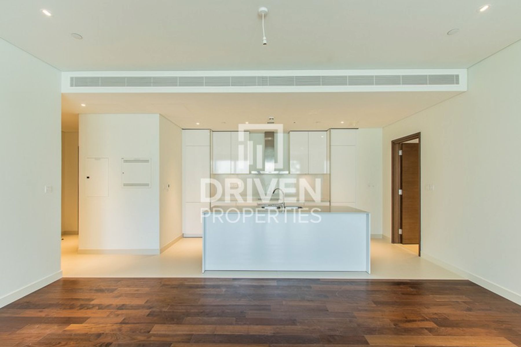 Largest 2 Bed Unit with Pool and Burj View