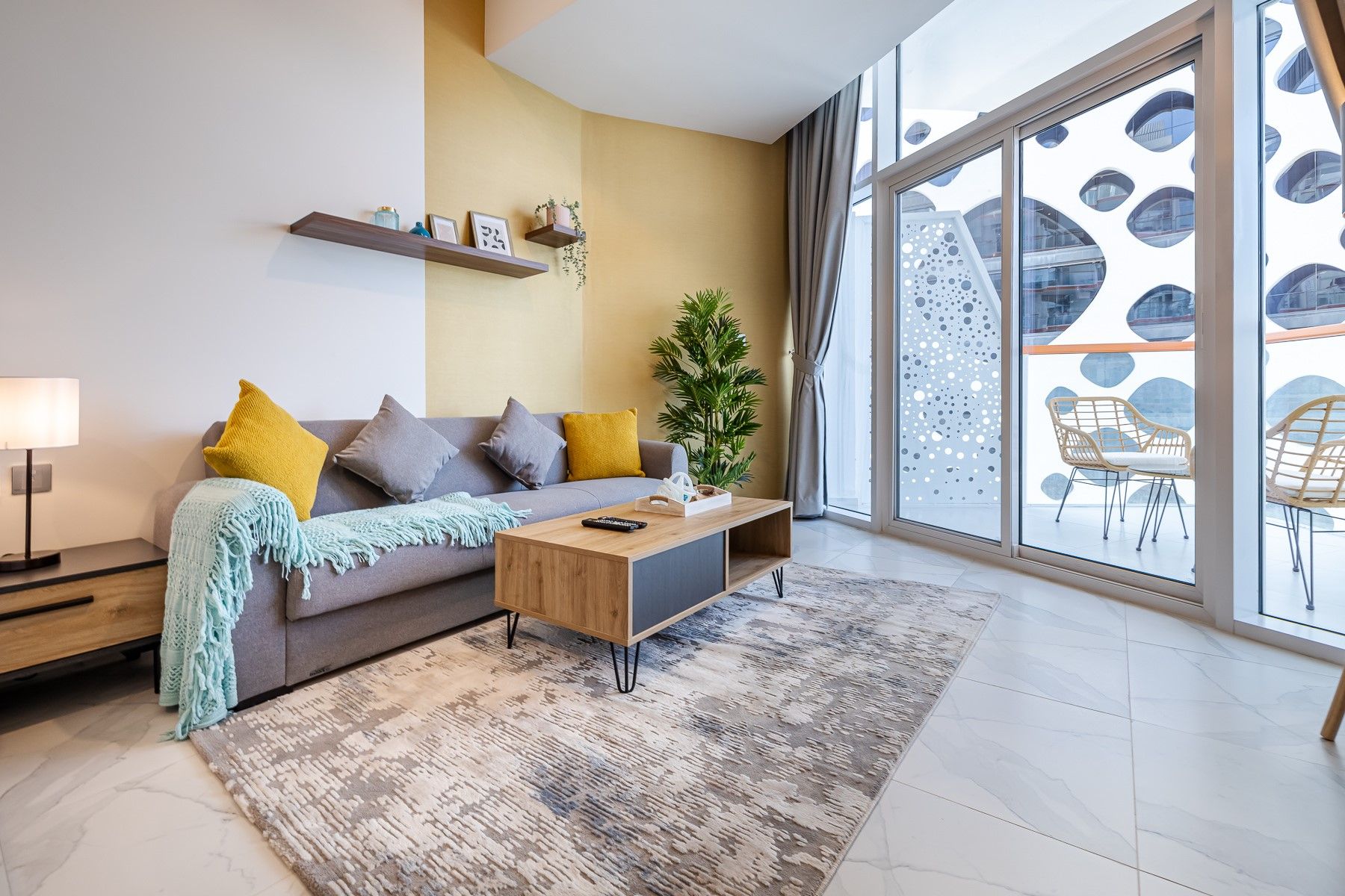 Spacious Stylish Studio Downtown