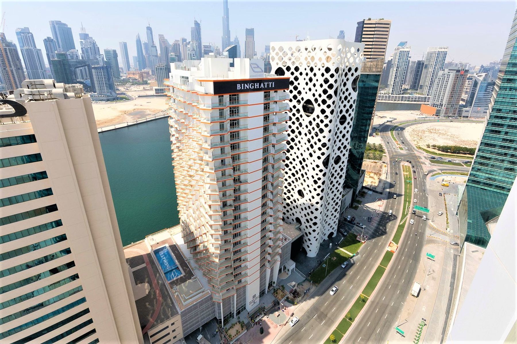 Spacious Stylish Studio Downtown