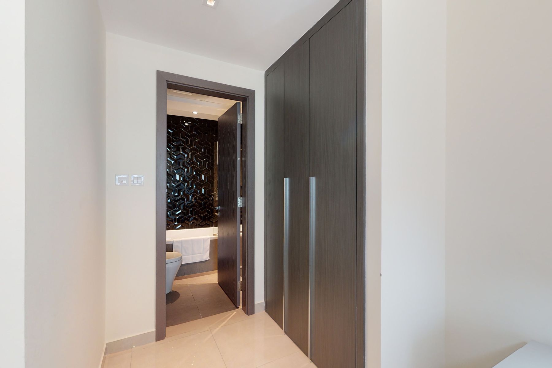 Stylish Furnished 2 BR Apartment