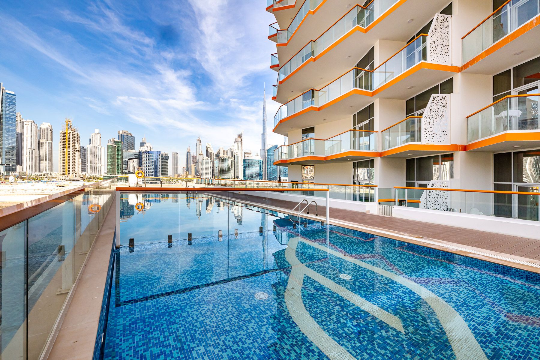 Luxury StudioBurj Khalifa Canal View