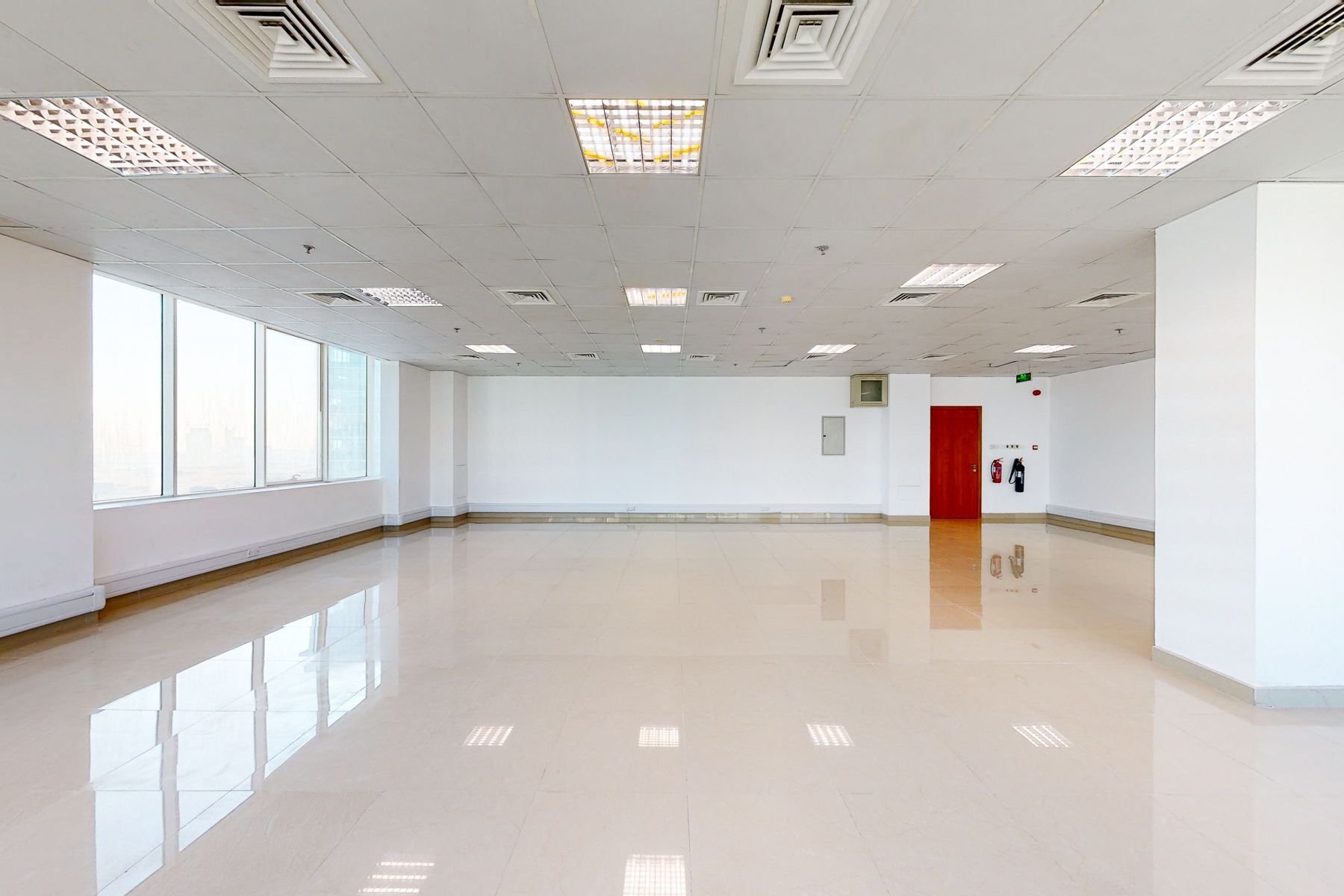 Spacious Layout and Fitted Office Available