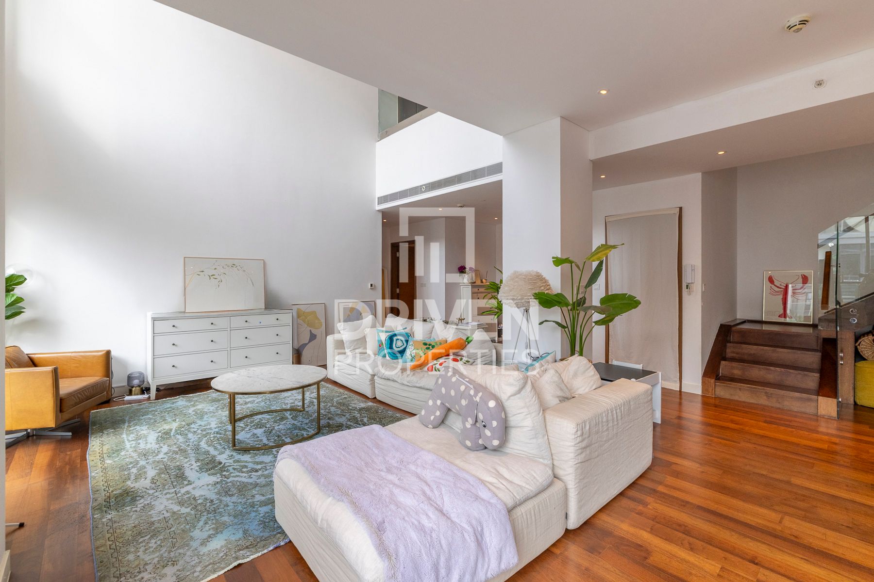 Duplex Type Apartment and Upgraded Pool View