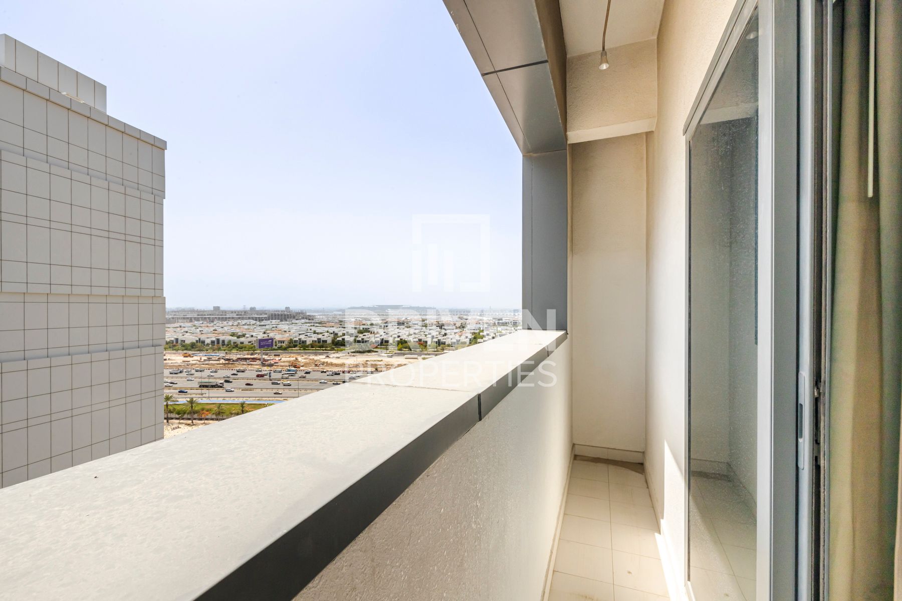 Furnished Well-managed Apartment Prime Location