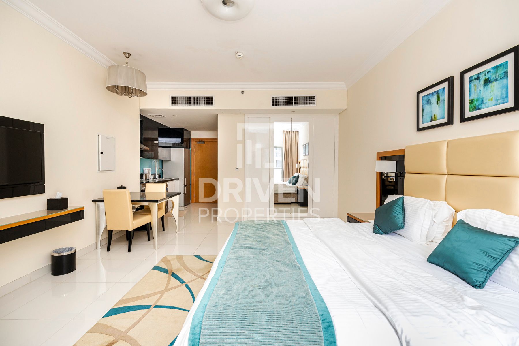 Furnished Well-managed Apartment Prime Location