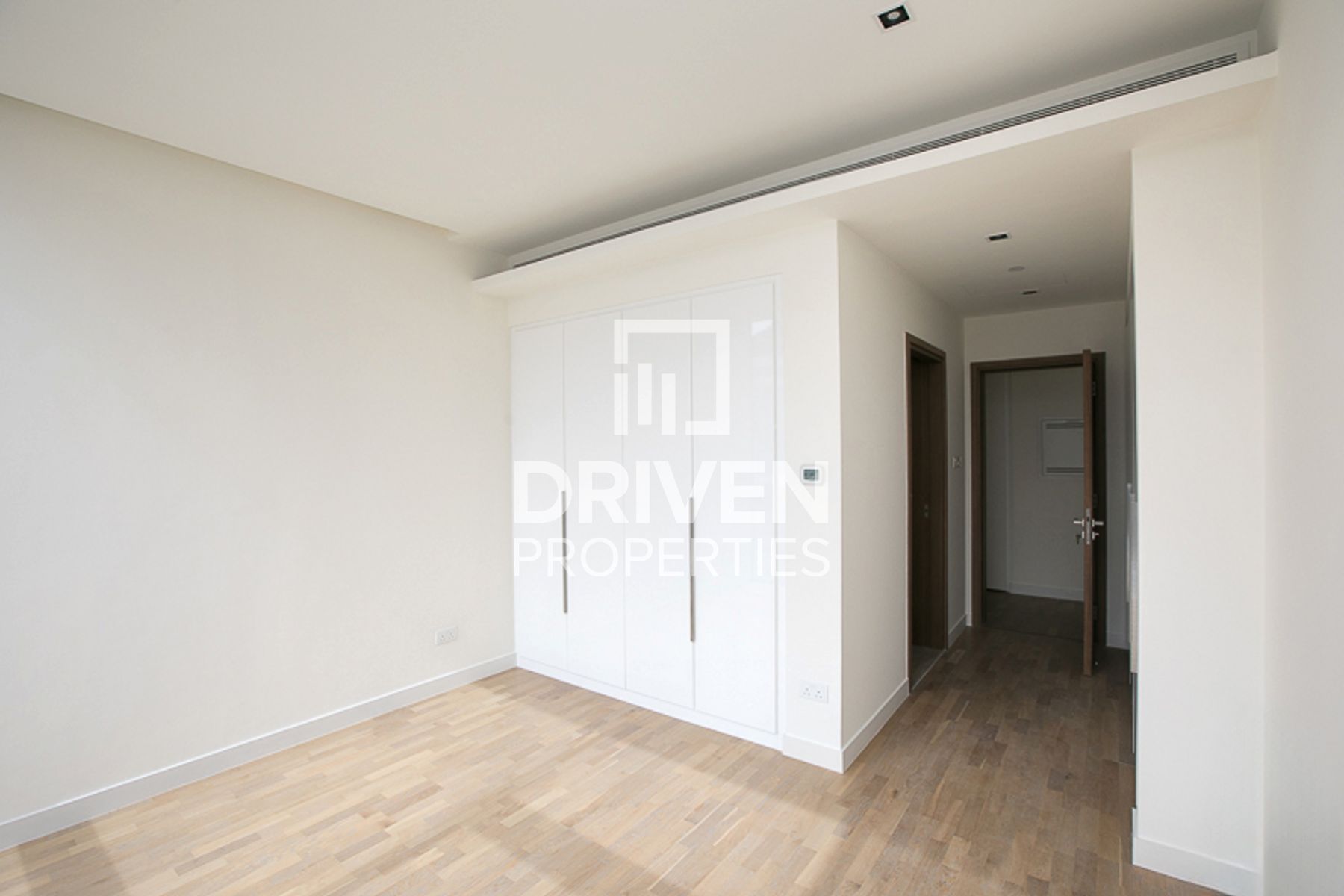 Corner Unit with Maid’s Room 2 Parking