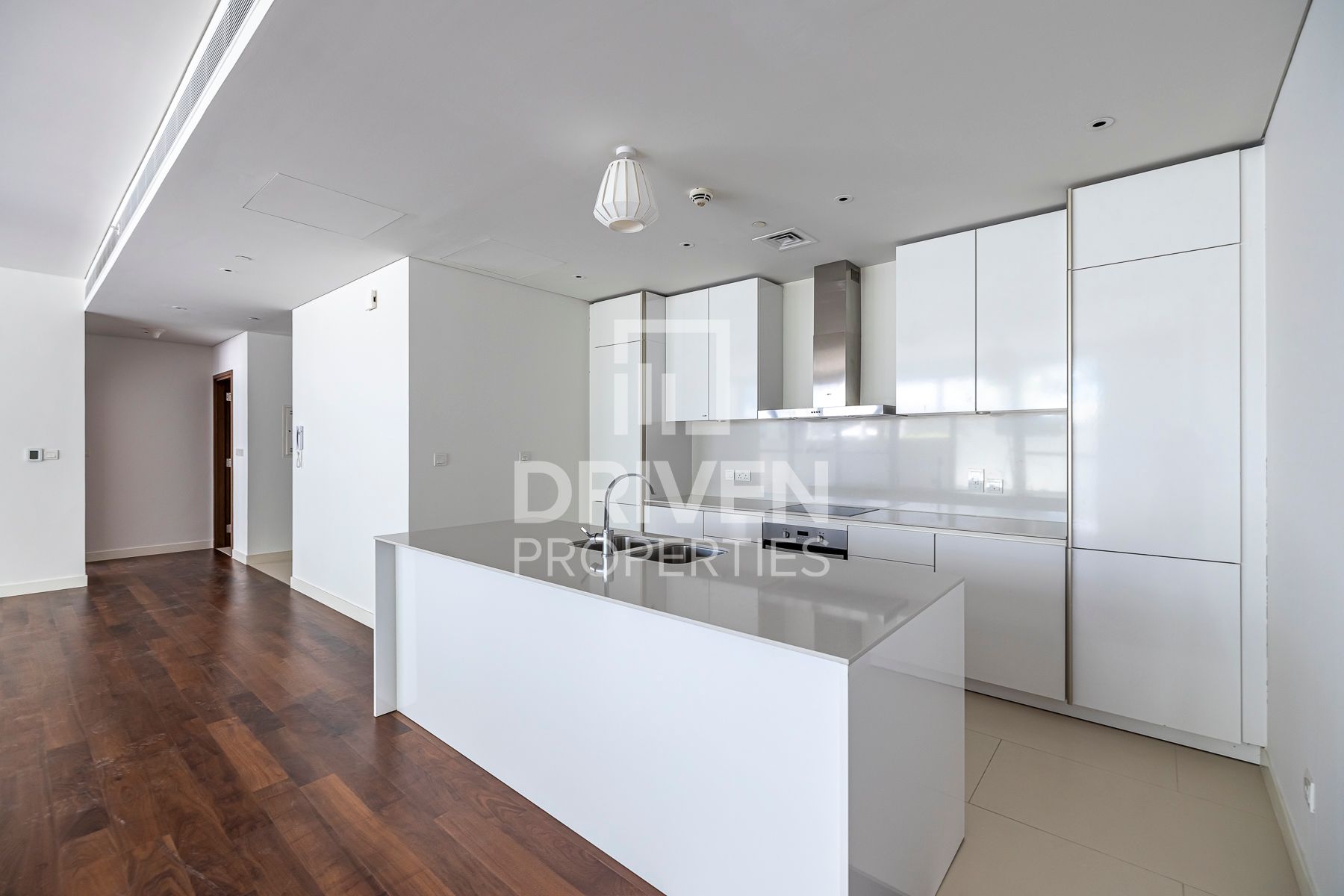 Unique Layout with Pool View Vacant Apartment