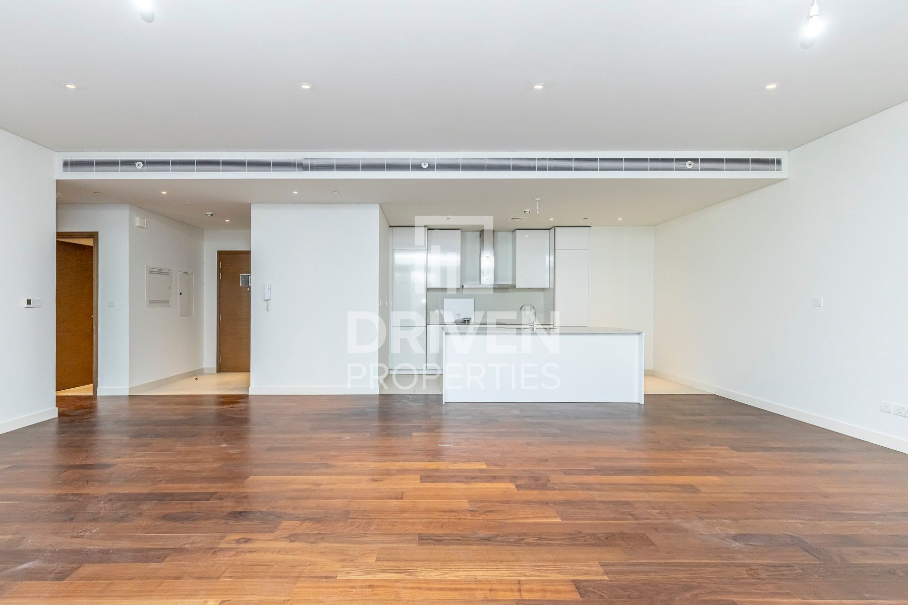 Spacious Apartment and More Options Pool View