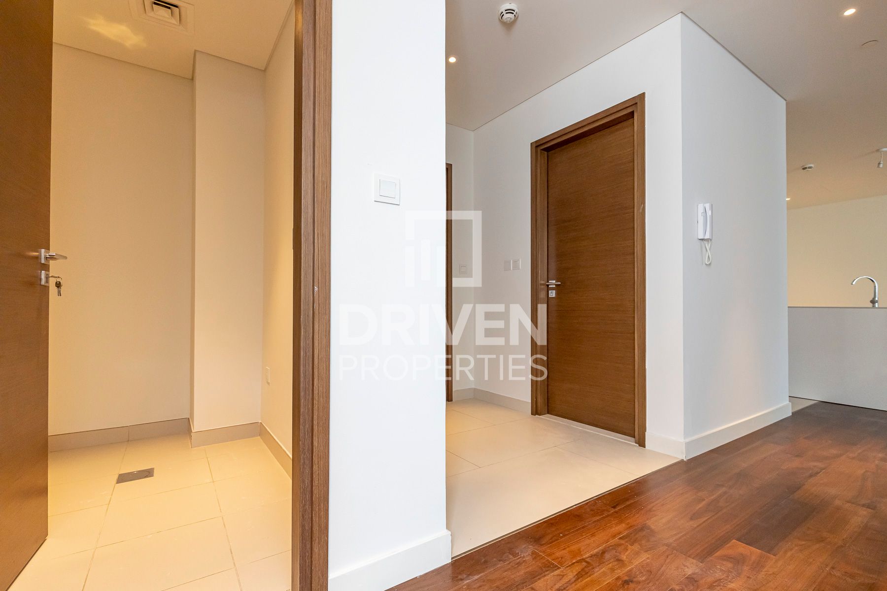 Spacious Apartment and More Options Pool View