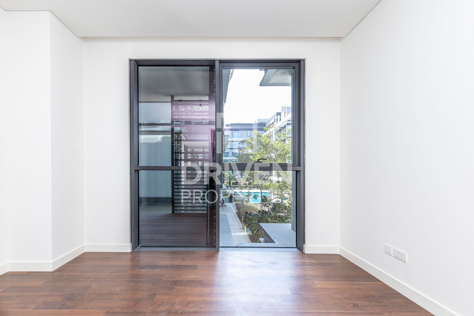 Spacious Apartment and More Options Pool View