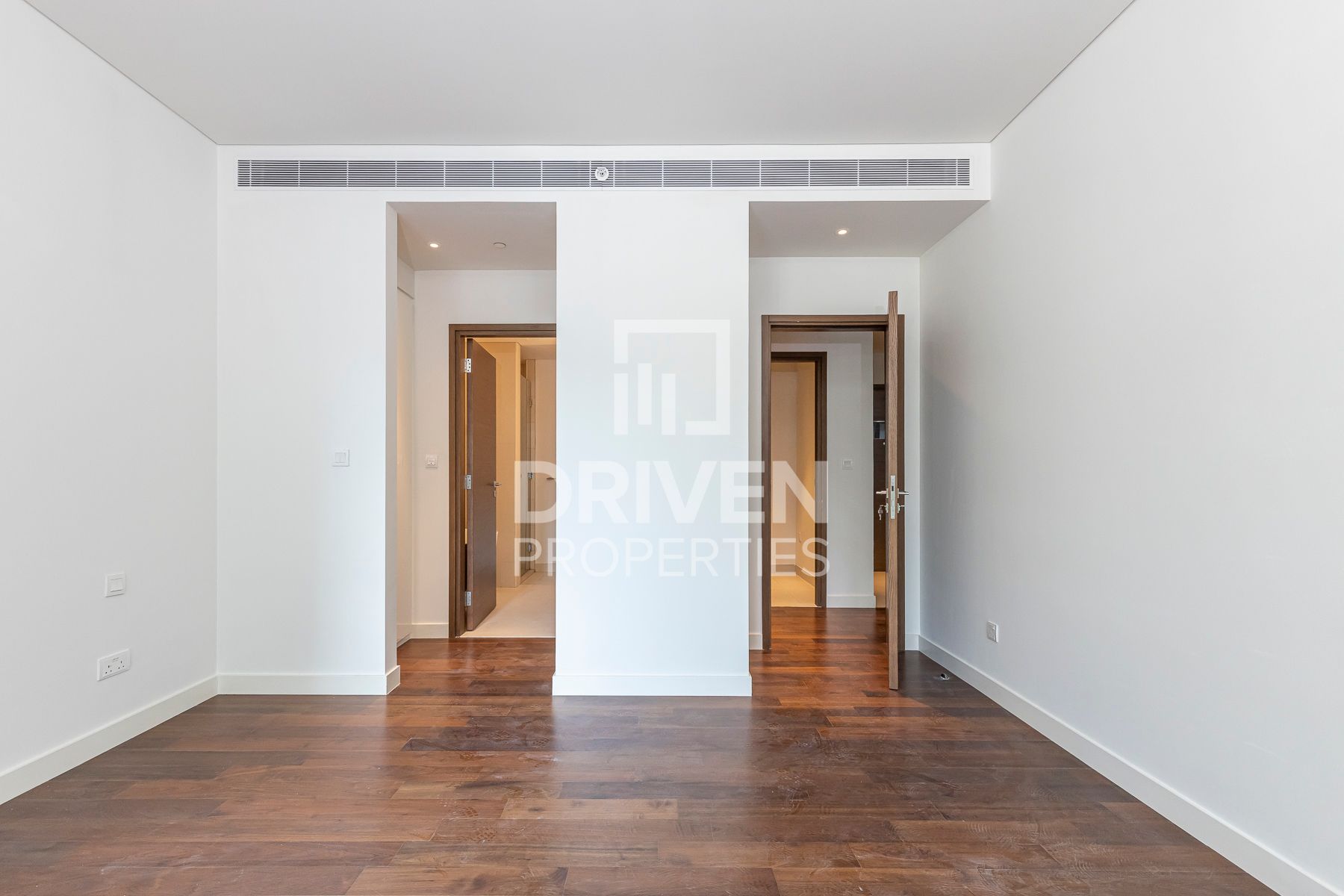 Spacious Apartment and More Options Pool View