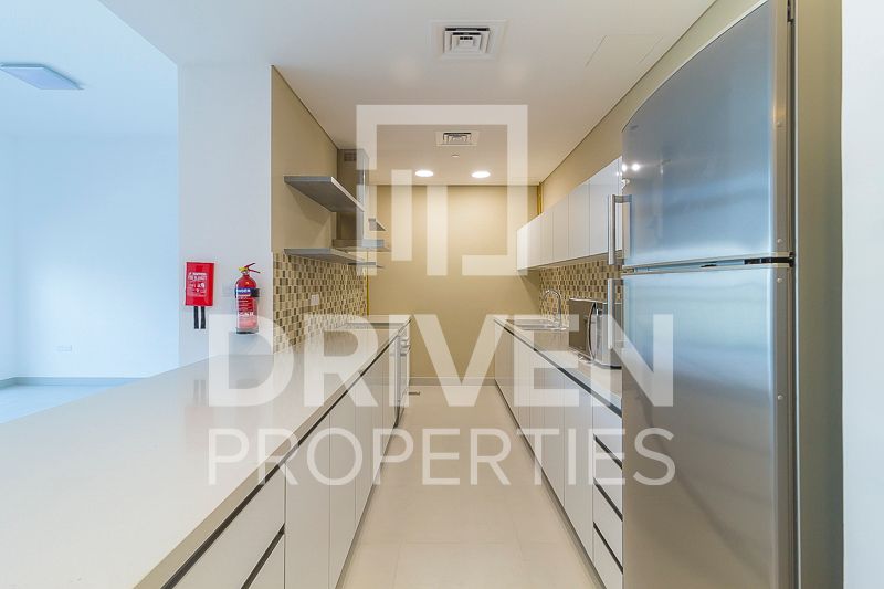 Brand New Spacious and Impressive Layout