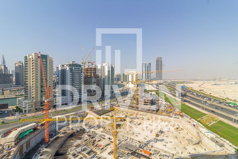 Brand New Spacious and Impressive Layout