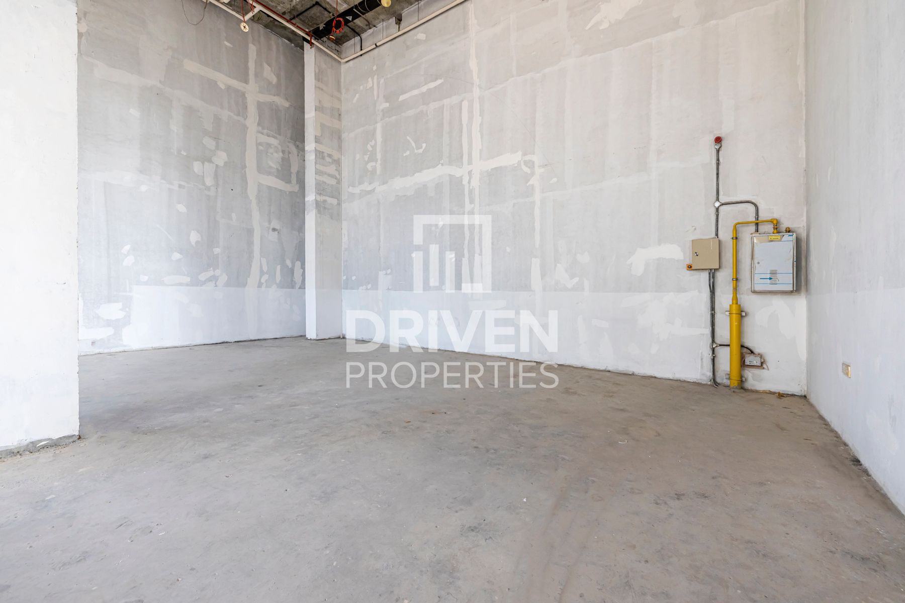 Fully fitted Retail in a Premium Location