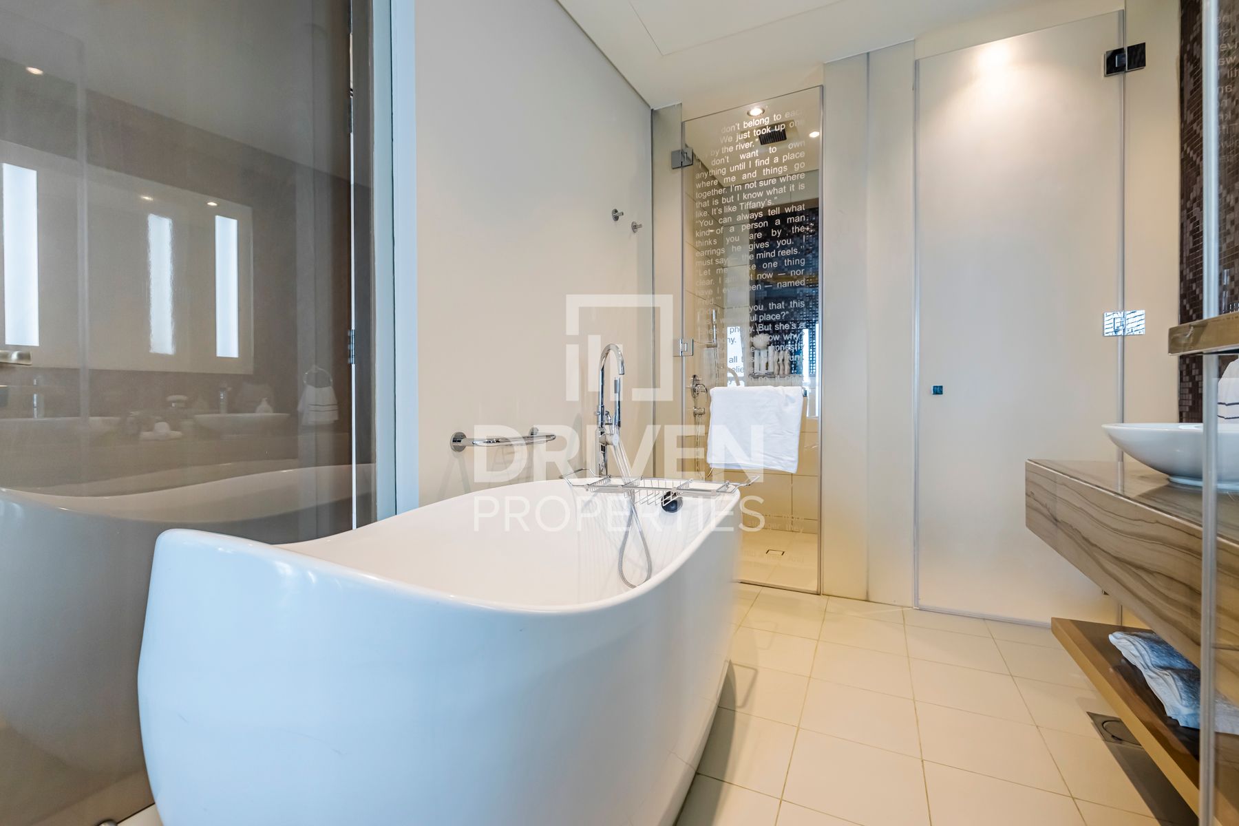 Luxurious Apartment with Mesmerizing Burj View