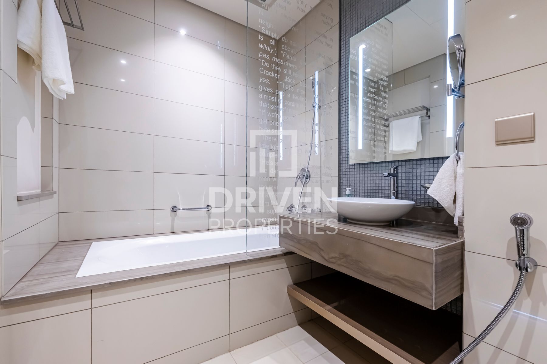 Luxurious Apartment with Mesmerizing Burj View