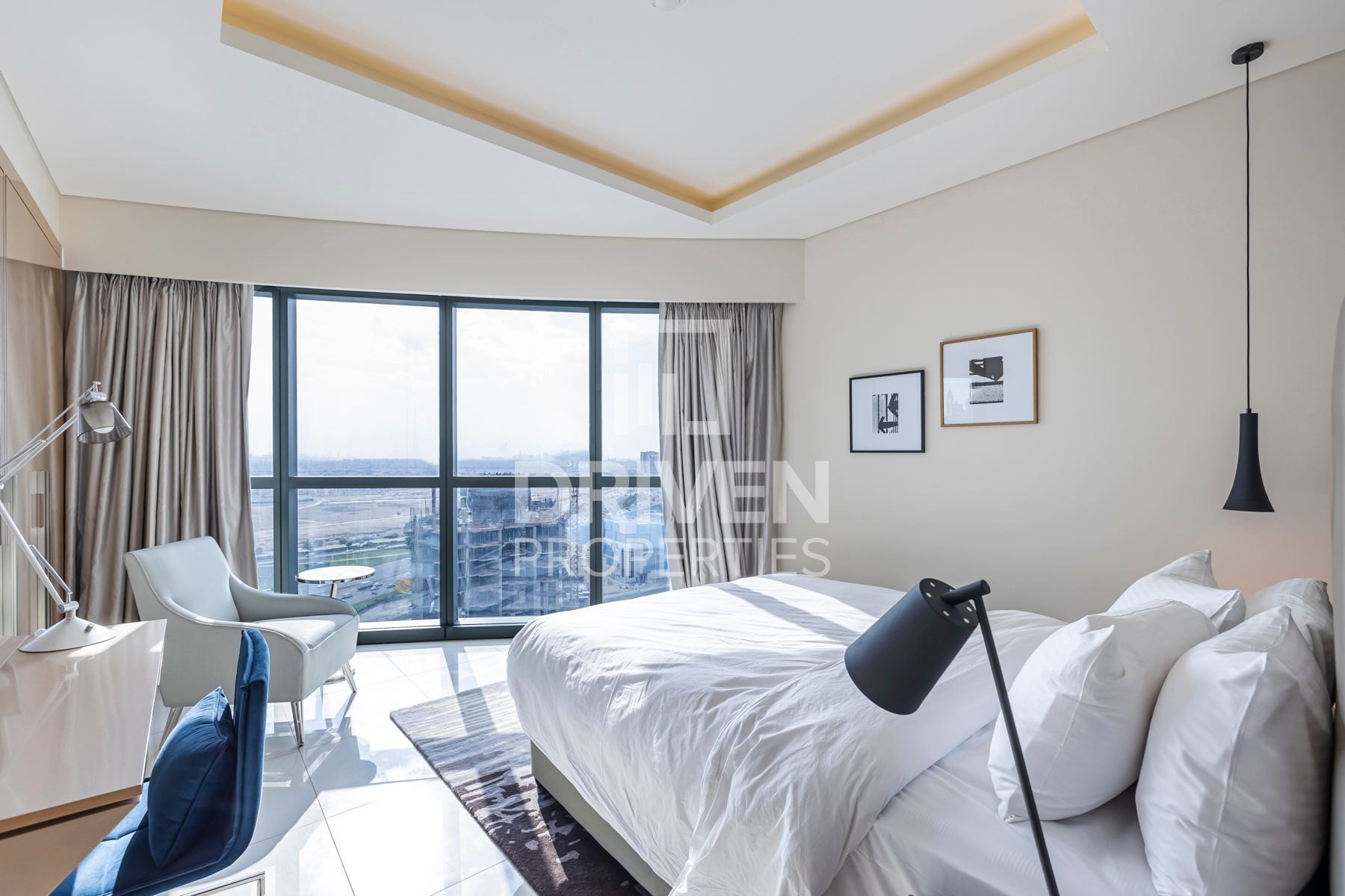 Luxurious Apartment with Mesmerizing Burj View