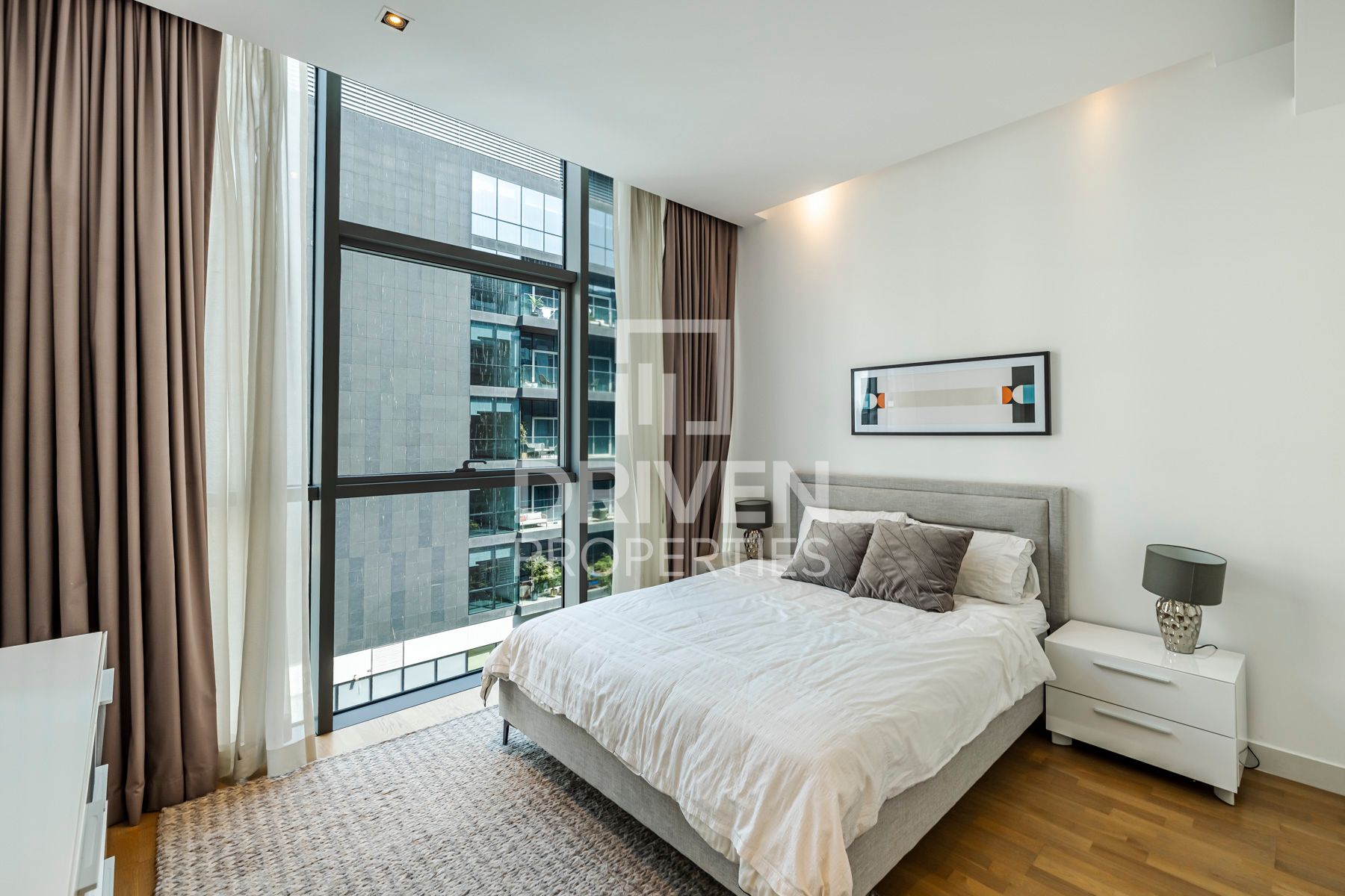 Furnished and Cozy Unit Ready To Move In