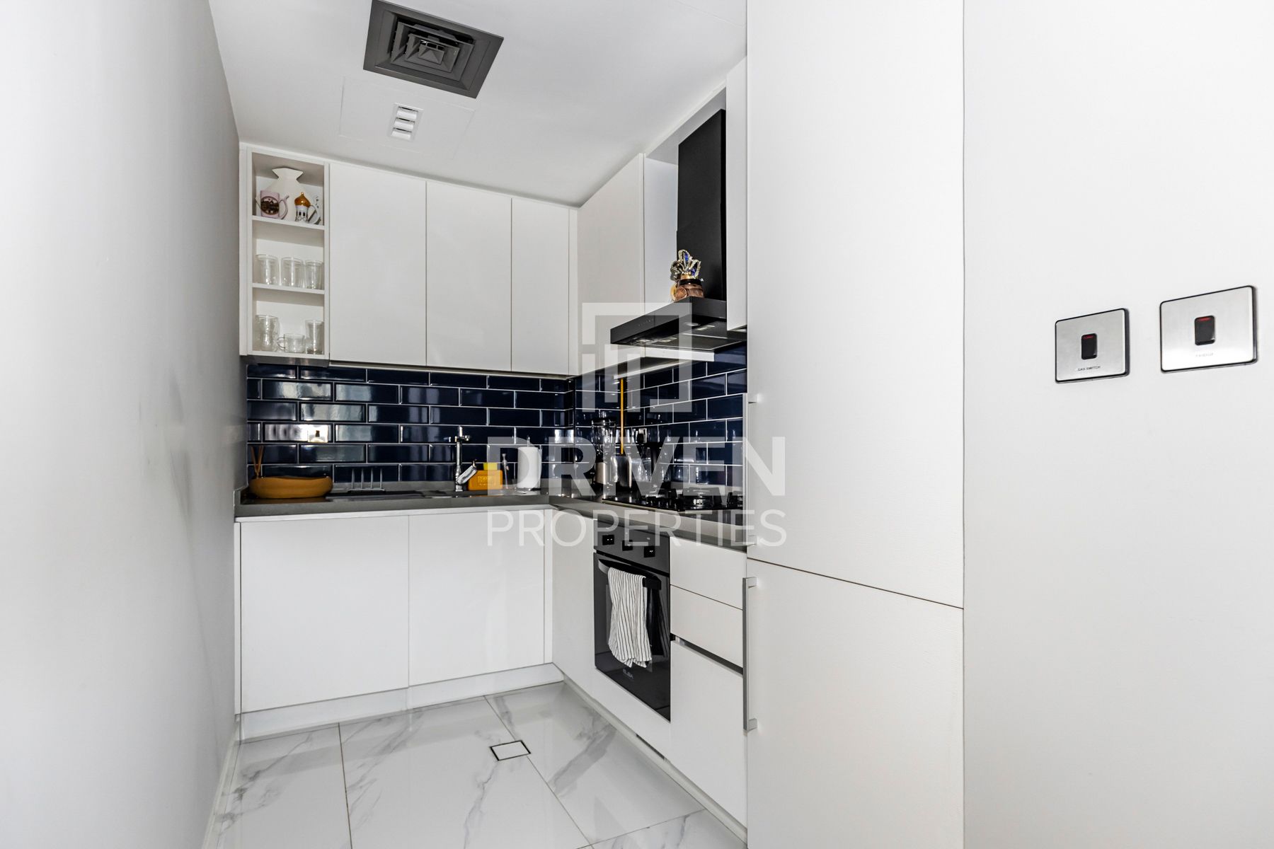 Furnished Unit High Floor Canal View