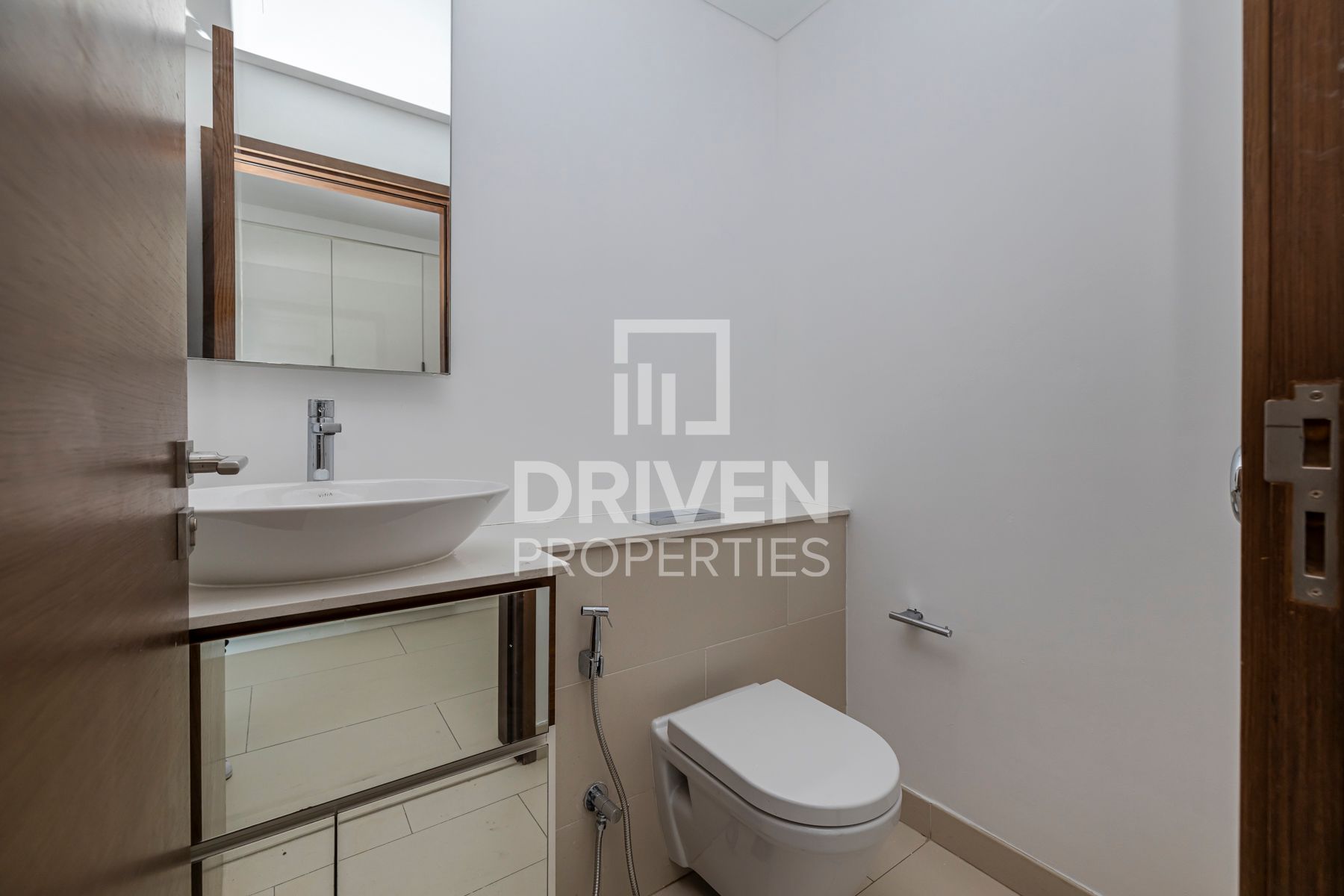 High Floor with Maids Room Spacious Unit