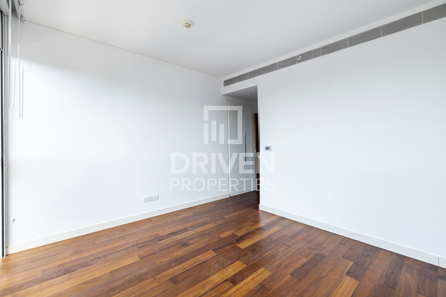 High Floor with Maids Room Spacious Unit