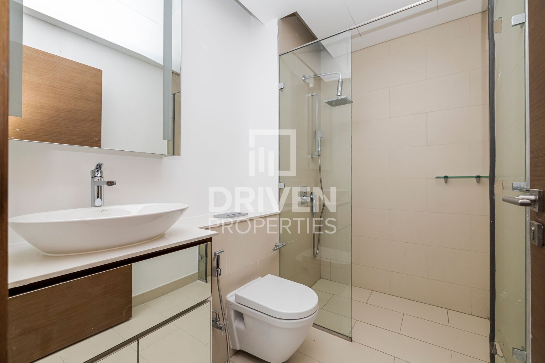 High Floor with Maids Room Spacious Unit