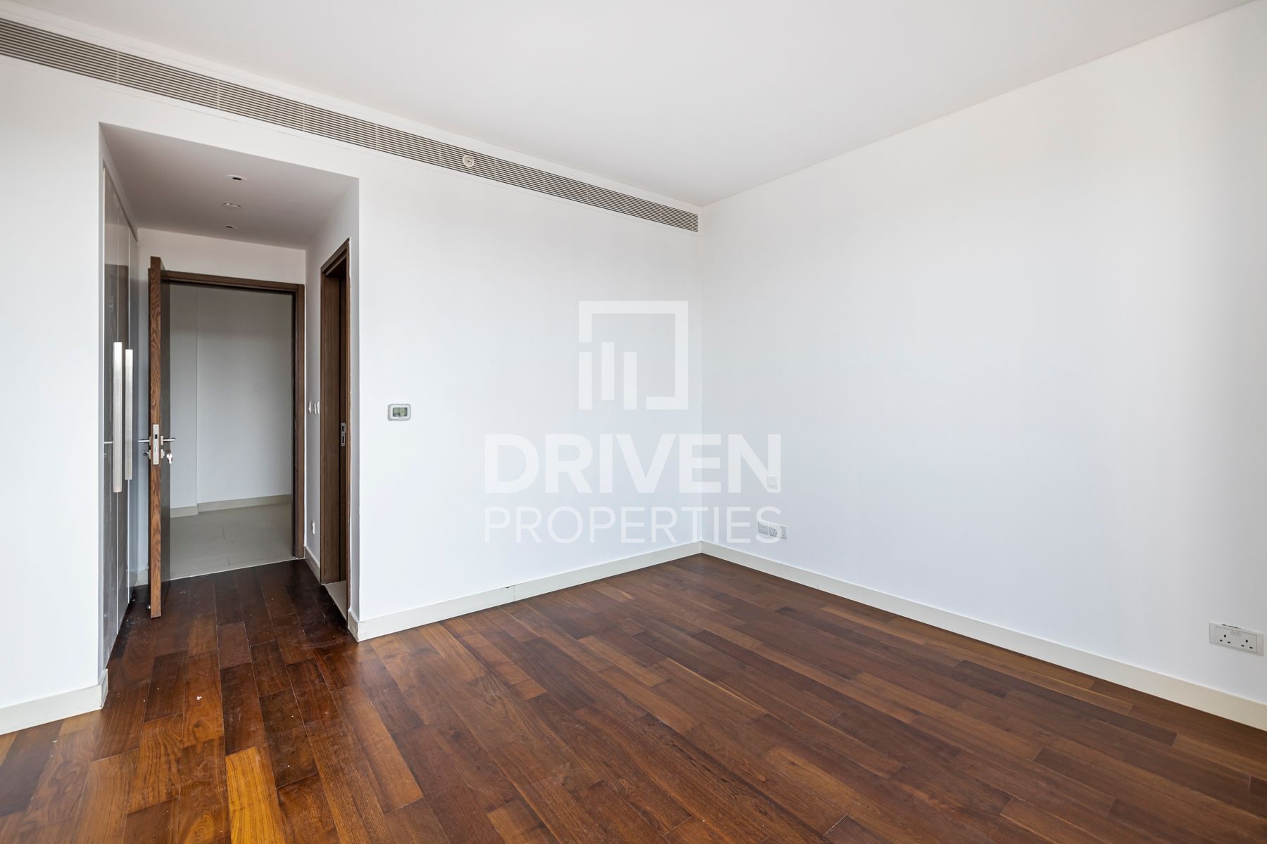 High Floor with Maids Room Spacious Unit