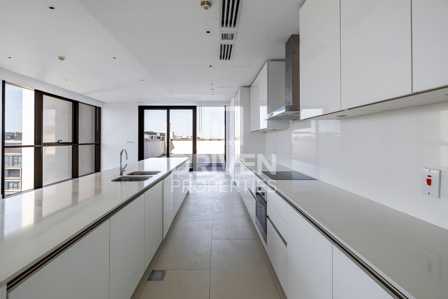 High Floor with Maids Room Spacious Unit