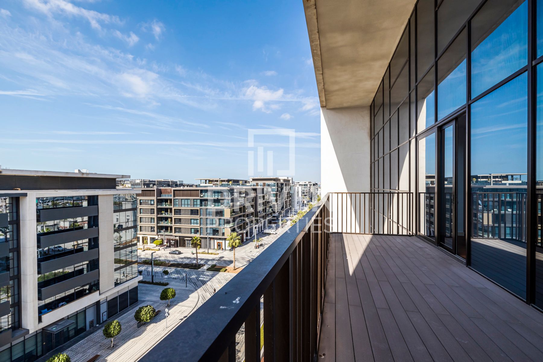 High Floor with Maids Room Spacious Unit