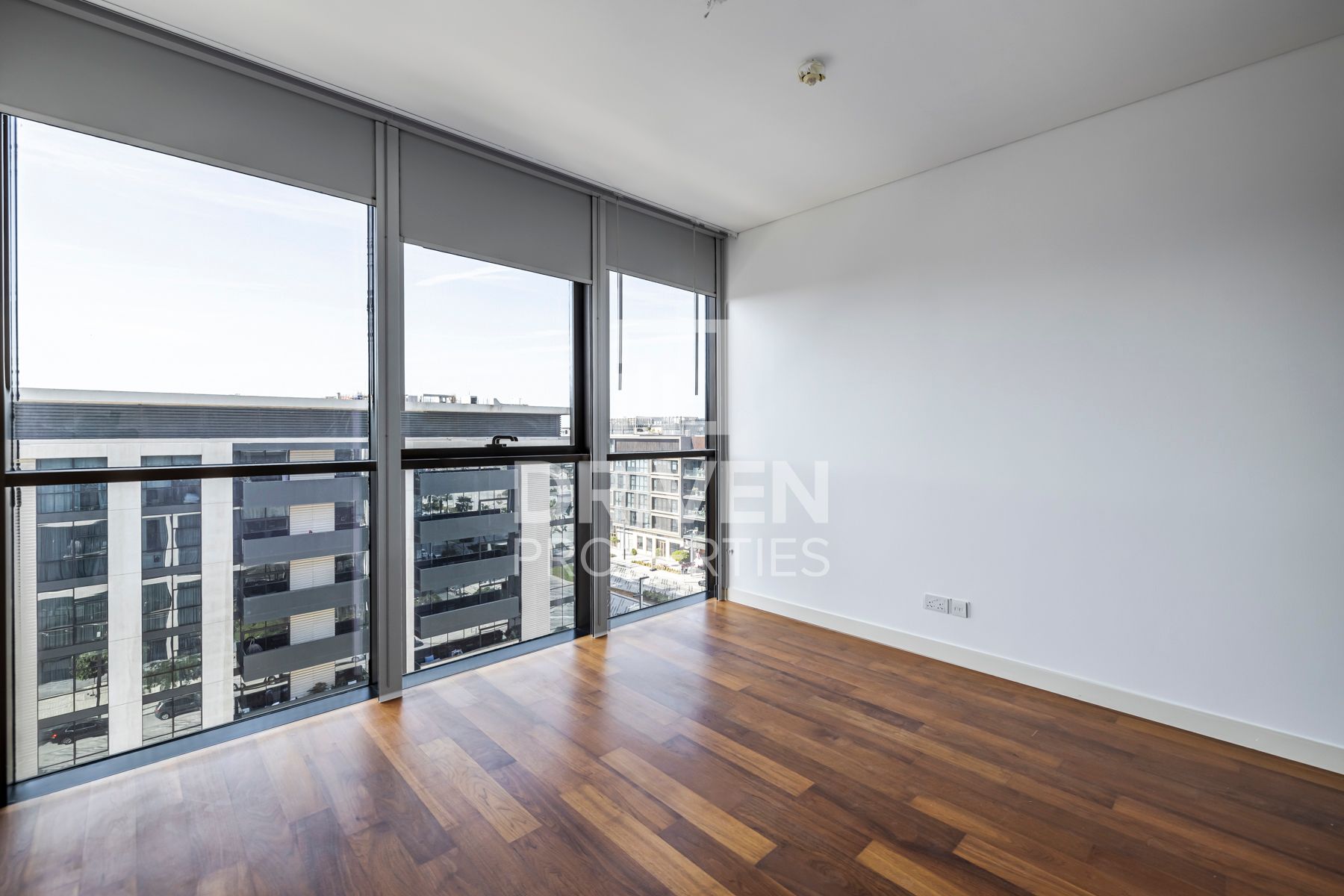 High Floor with Maids Room Spacious Unit