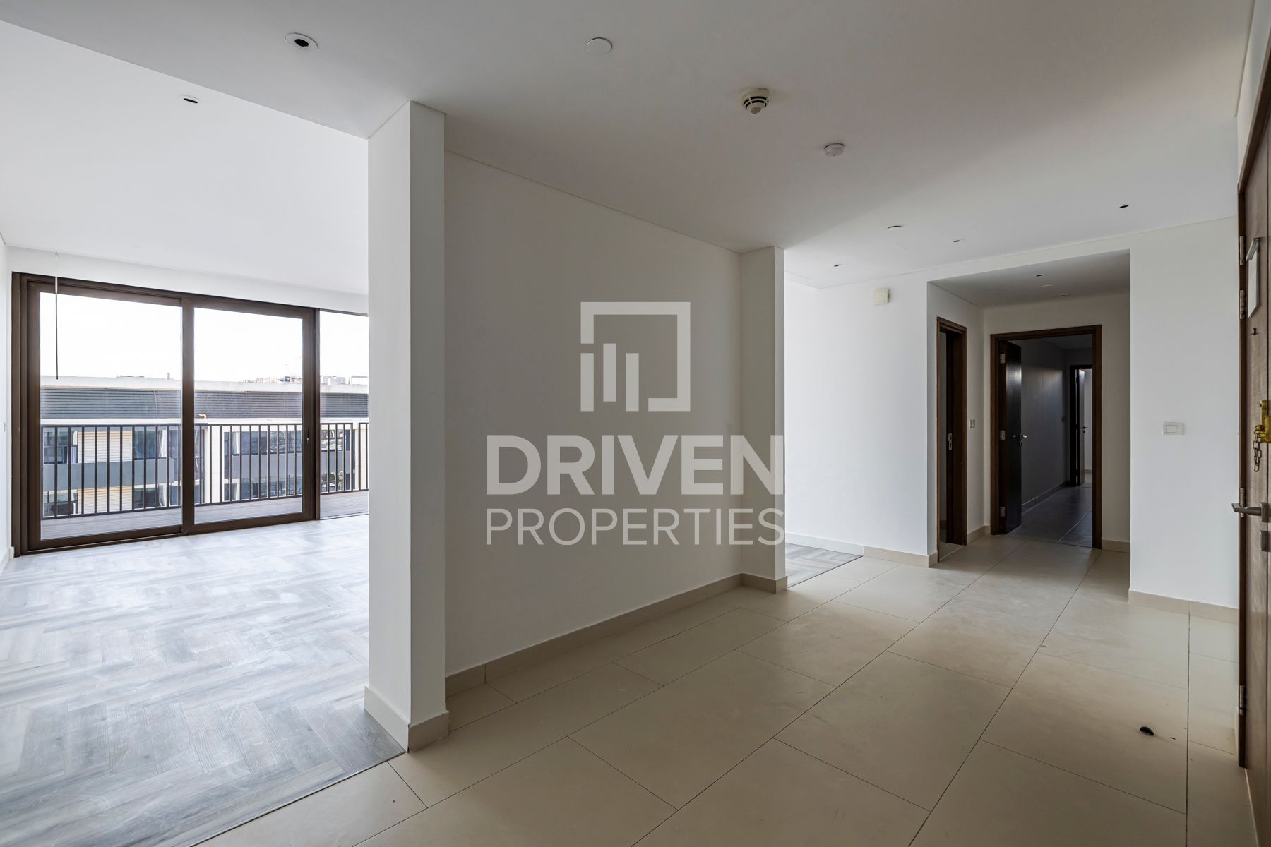 High Floor with Maids Room Spacious Unit