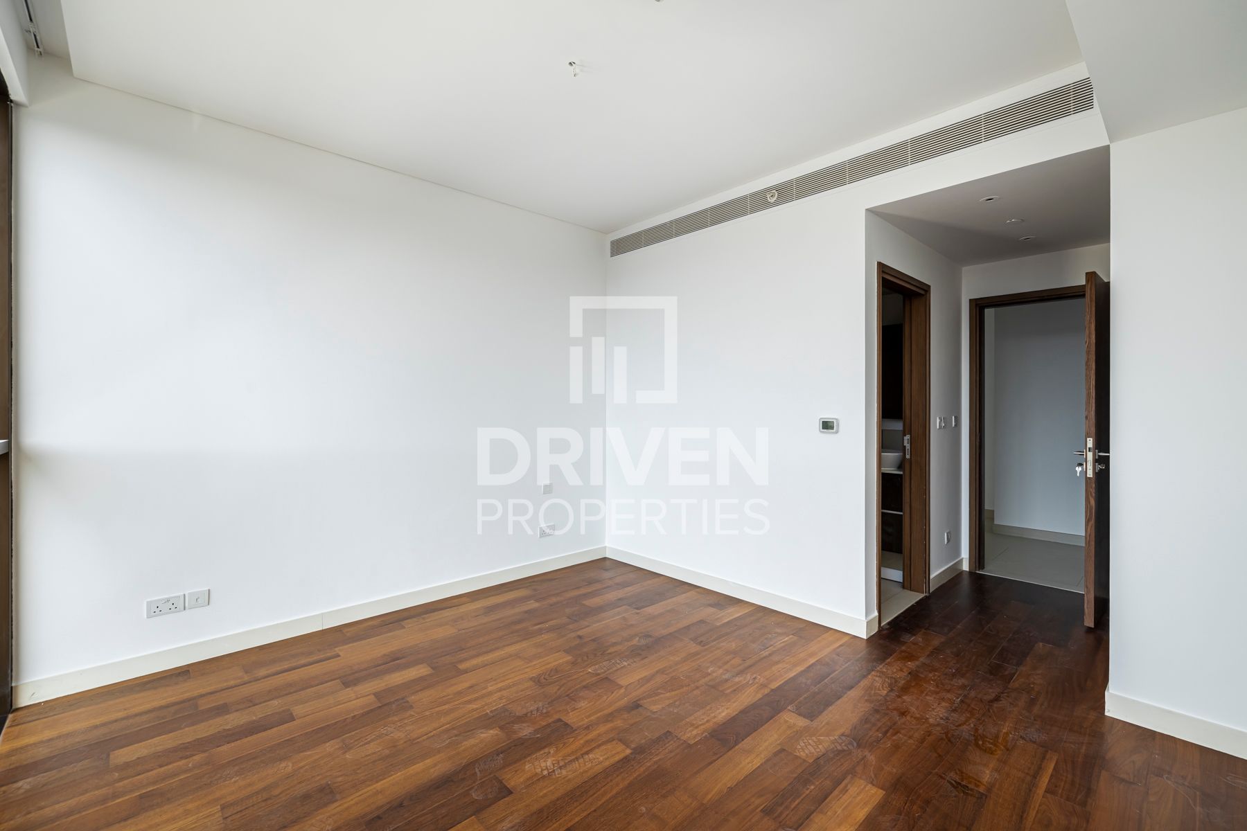 High Floor with Maids Room Spacious Unit