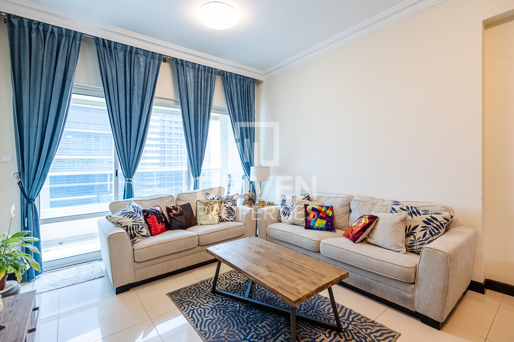 Spacious High Floor With Stunning View