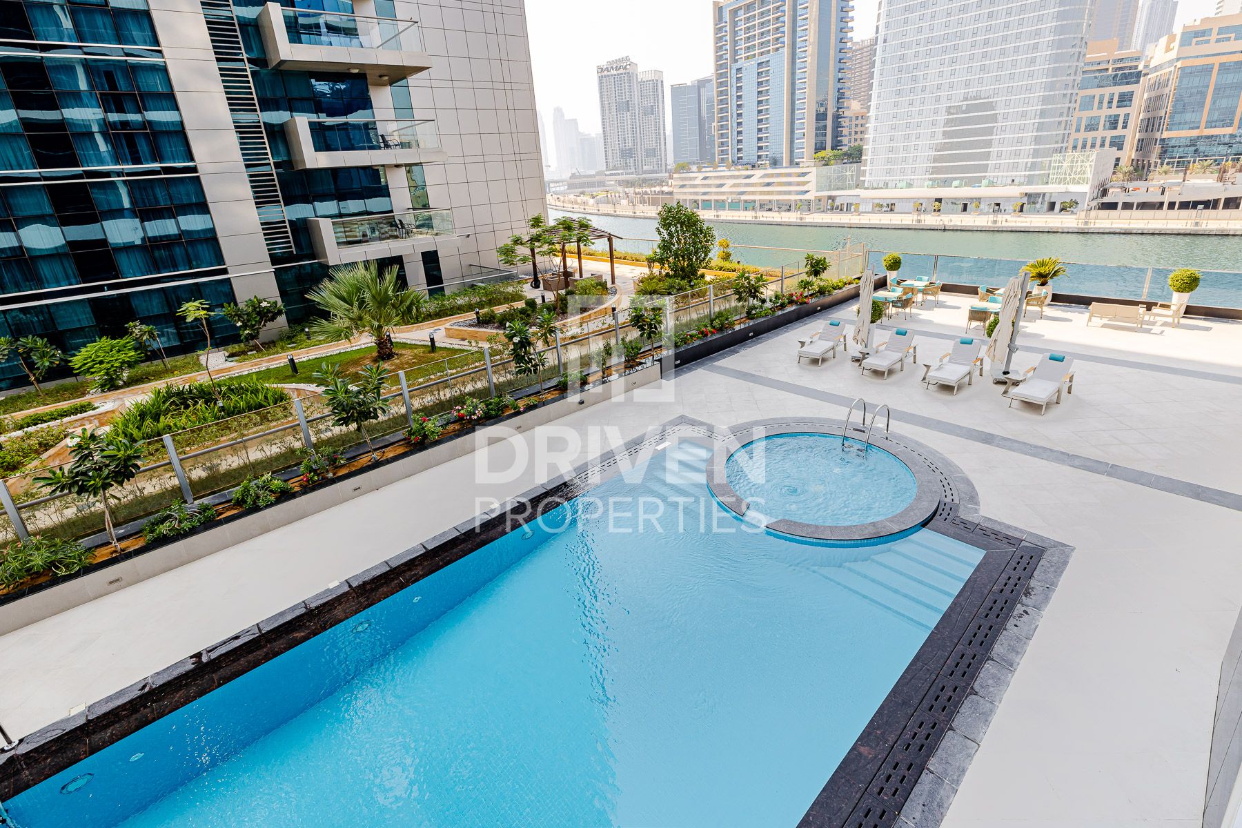 Bright Apartment Canal View Genuine Resale