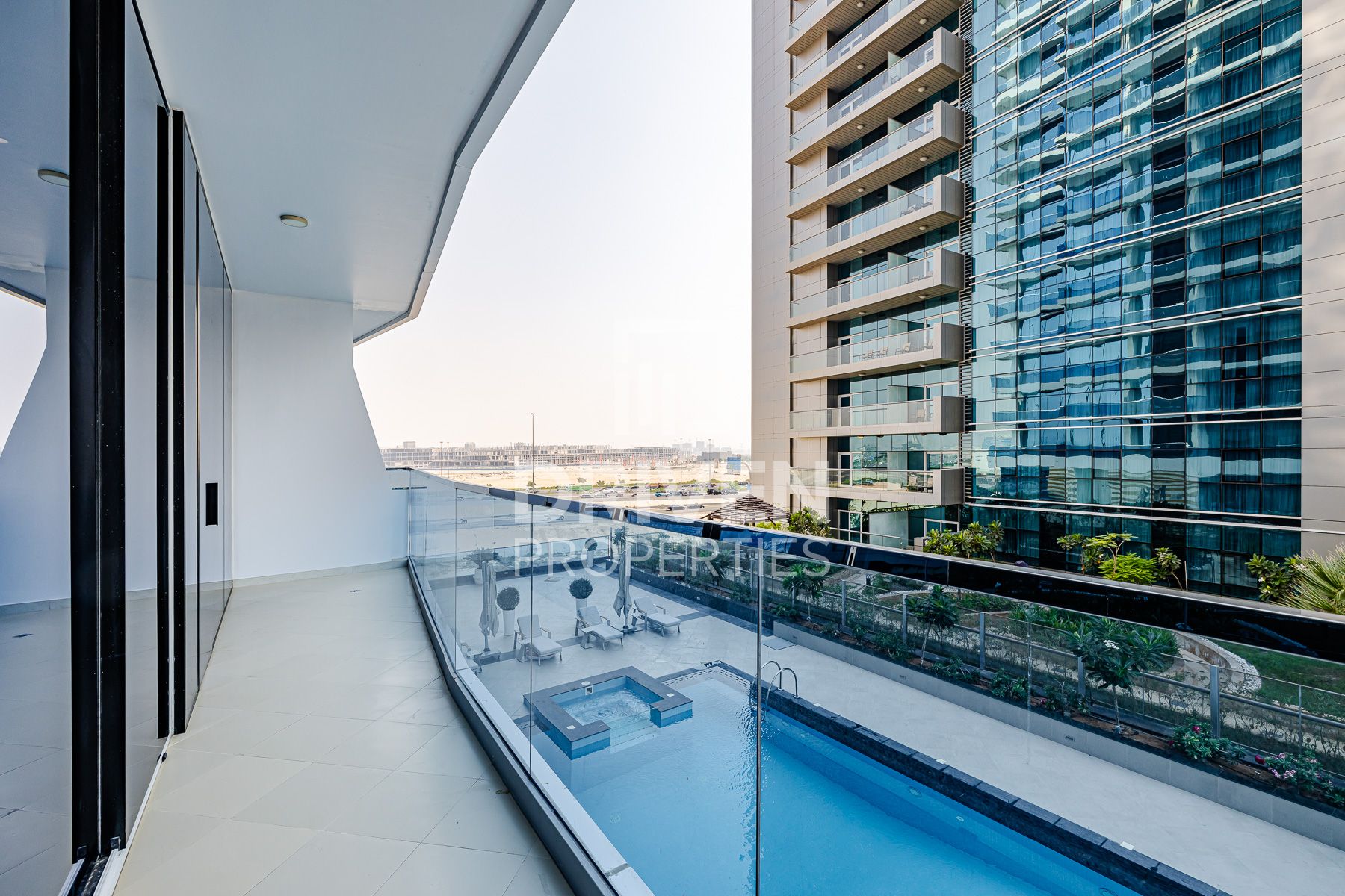 Bright Apartment Canal View Genuine Resale