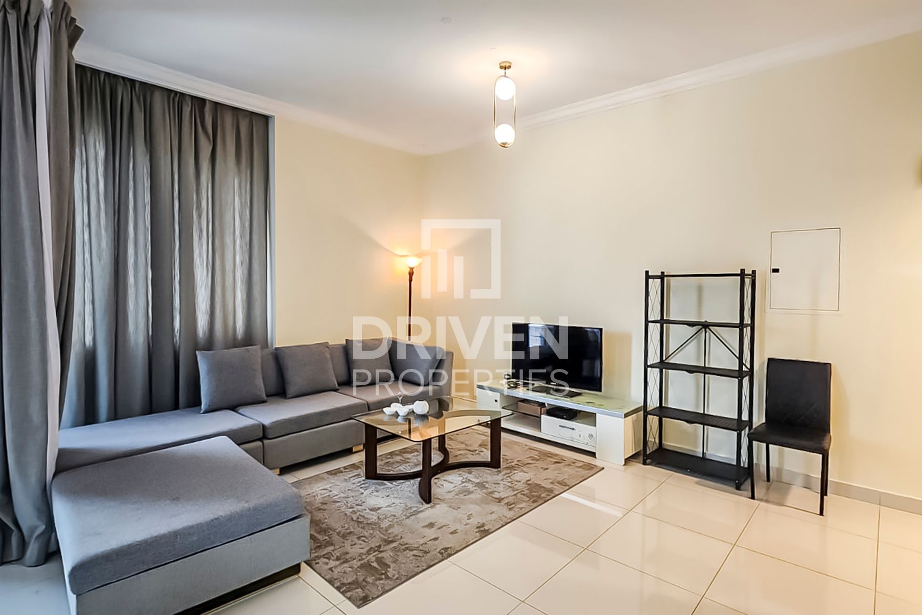 High Floor Spacious Unit with Great View