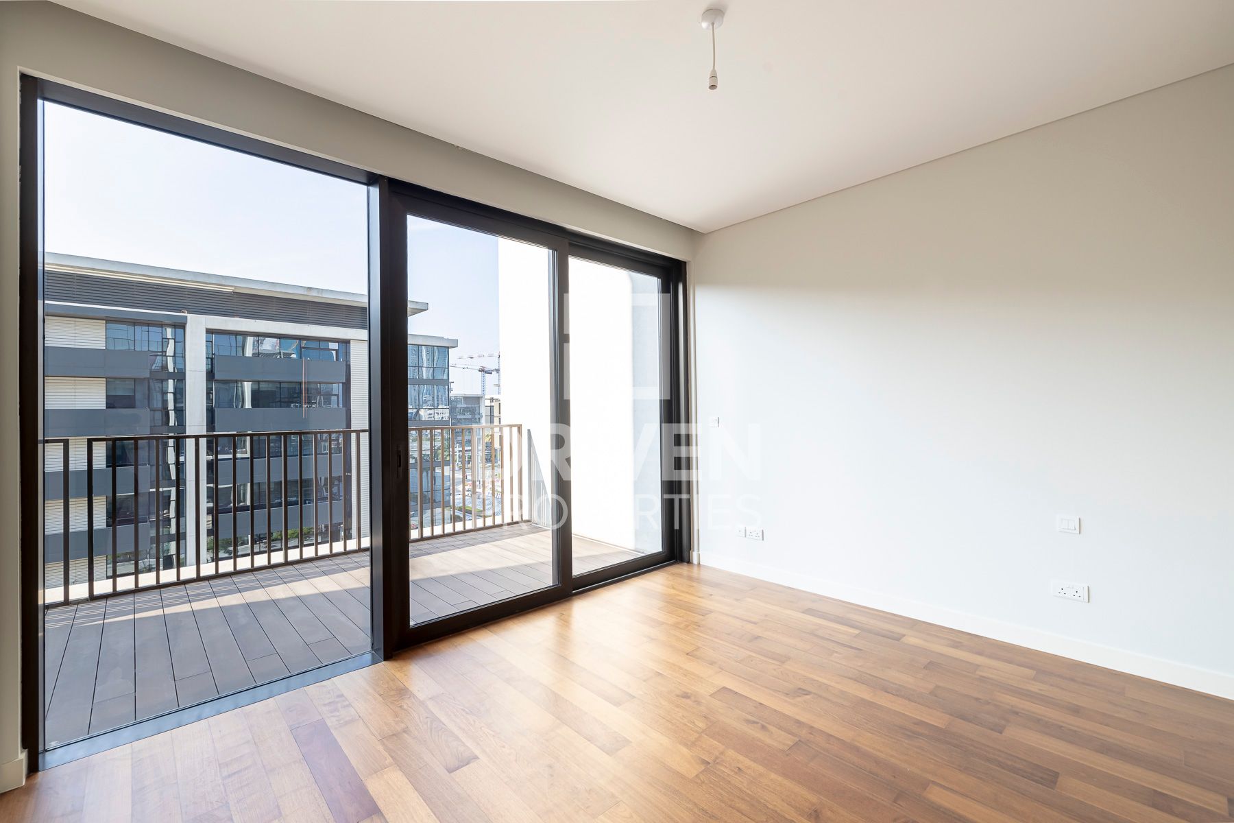 Spacious Unit with Maid’s and Storage Room