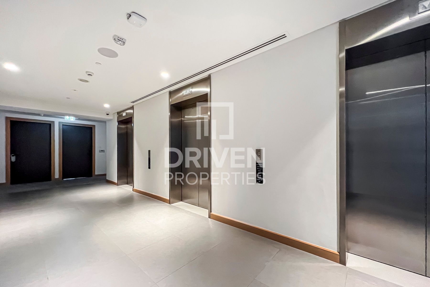 Serviced Apartment Best Location Burj View