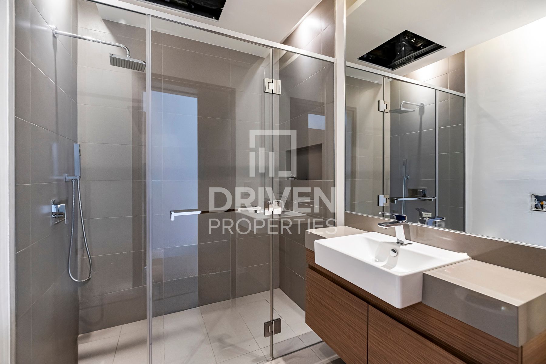 Upgraded Unit and Spacious Layout Tranquil