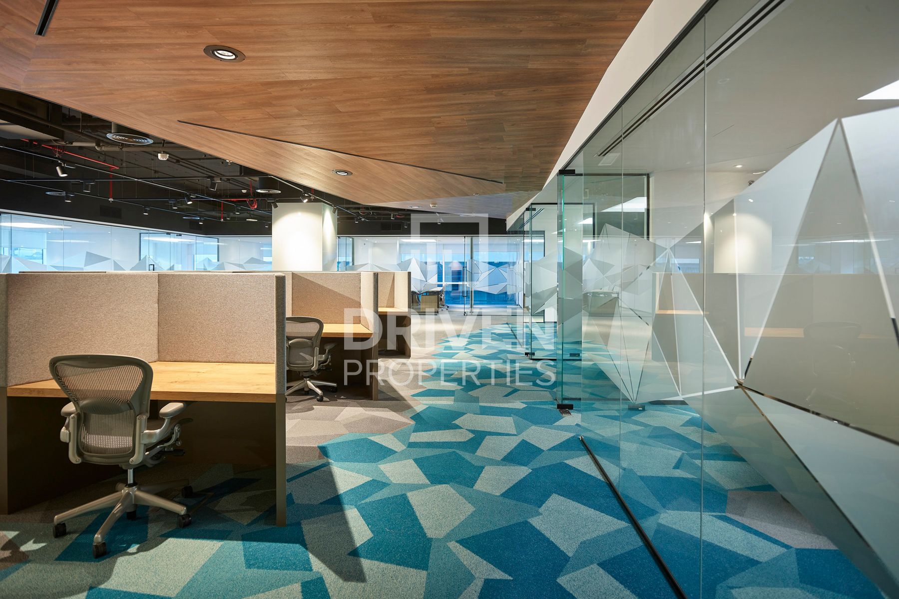 Stylish and Unique Office Well Managed